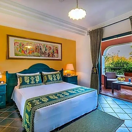 Szálloda Cala Ginepro 4*