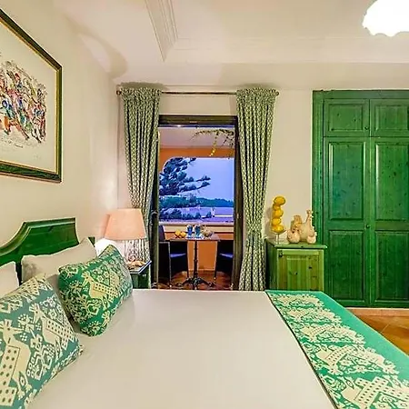 Szálloda Cala Ginepro 4*